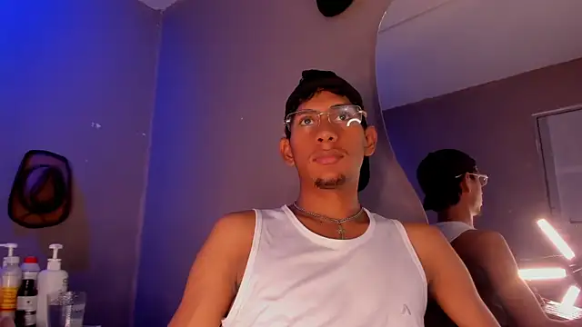 Nick_Collins18 webcam