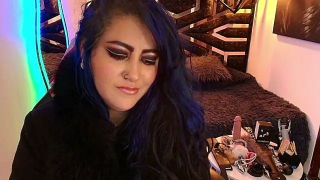 scarleth_blue webcam