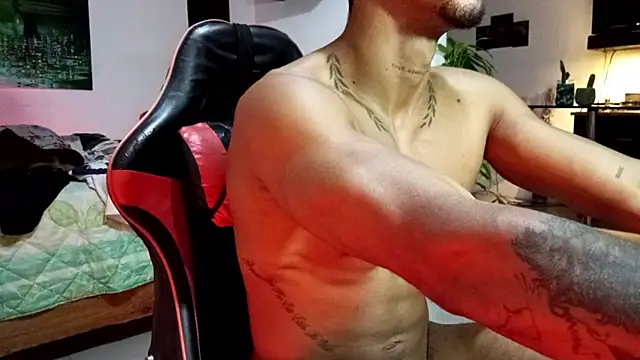 Adam_Valenciia webcam