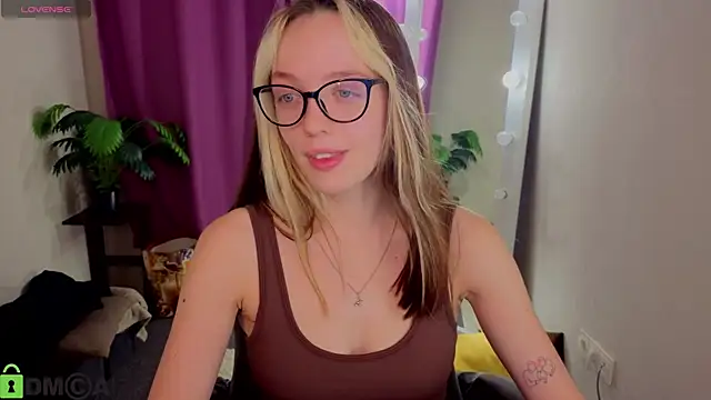 R0cket_bunny webcam