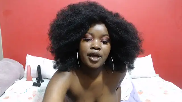 ThickBlackCher webcam