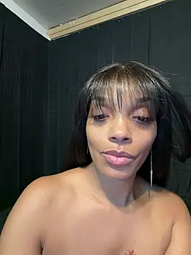 Rakiyahcharms webcam