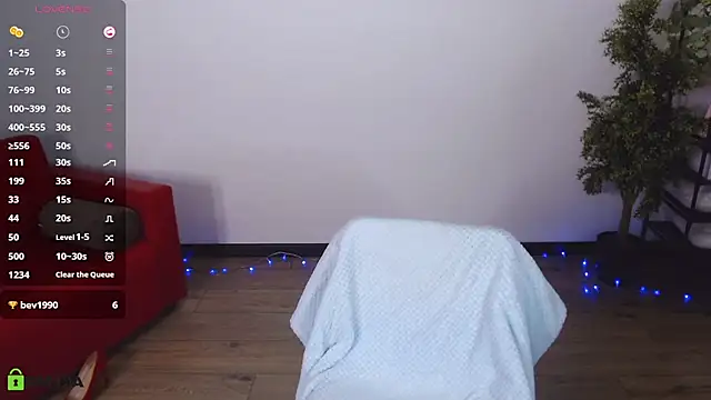 VickyGolden webcam