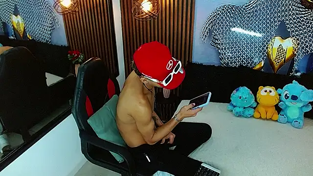 Skinny_cute_Alyer live sex cam