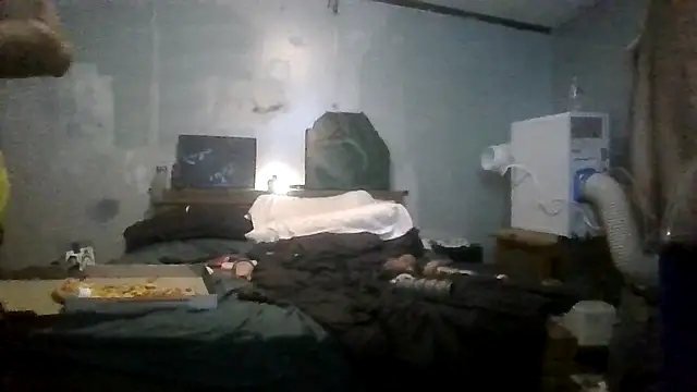 Bi_curious86 webcam