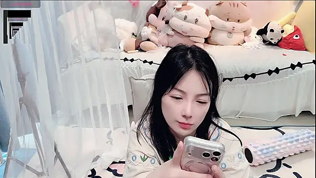 AKiKi711 webcam