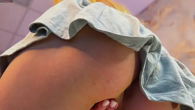 serenacrystall (F teen) - boobs massage. hard nipples