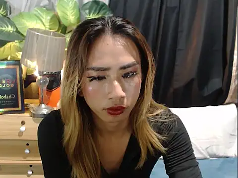 SanyaCumSlot webcam
