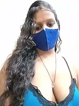 hotyrani07 webcam