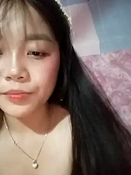 Baa-bee22 webcam