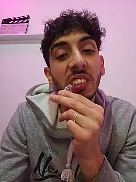 LeoyNicky98 webcam