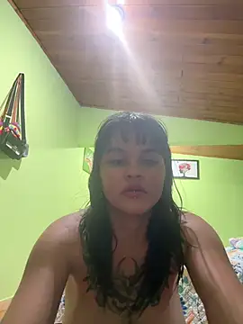 KattalellaGomez live cam
