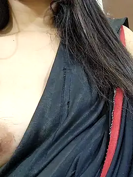 CuteSarikaLIVE webcam