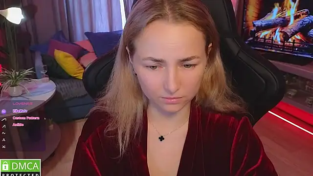 Mira_Mermayd webcam
