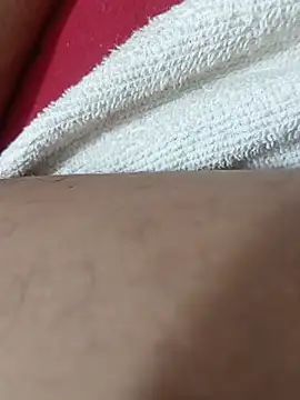 Srsexy18cm live sex cam