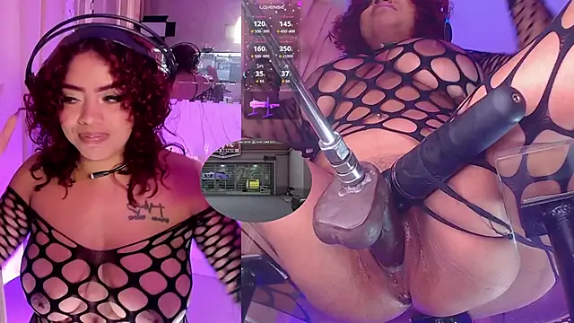 NinaCapelli webcam