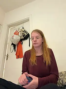 Jannis1992's cam show statistics and live stream