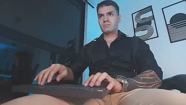 ALPHA_DOMINUS_ webcam