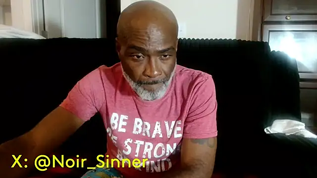 sinnernoir live cam on StripChat
