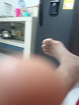 Srsexy18cm live sex cam