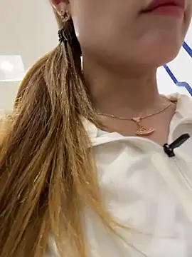okgirl_23 webcam