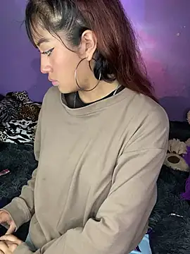 Leyla_collinss_ webcam