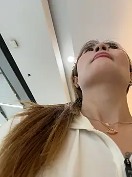 okgirl_23 live cam on StripChat