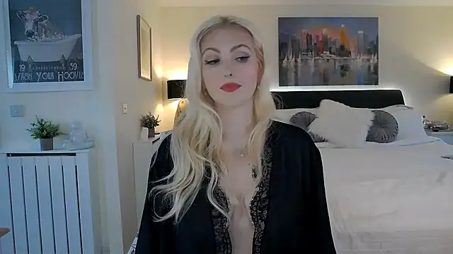 AlbanyWhite live cam on StripChat