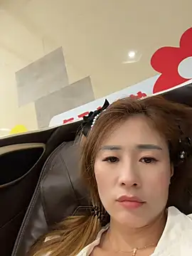 okgirl_23 webcam