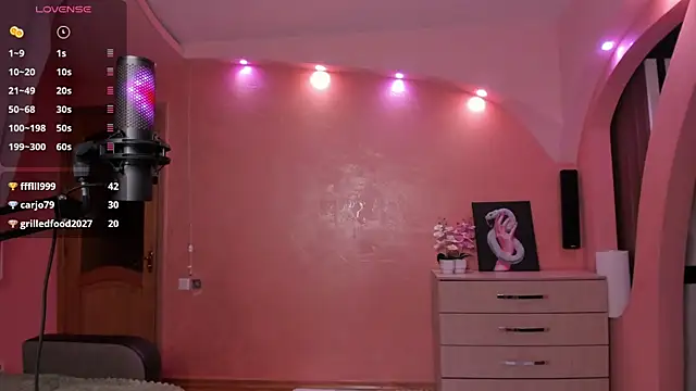 Luna_Reid webcam