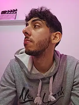LeoyNicky98 webcam
