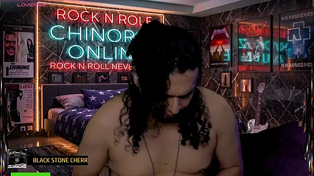 chino_roz live cam on StripChat