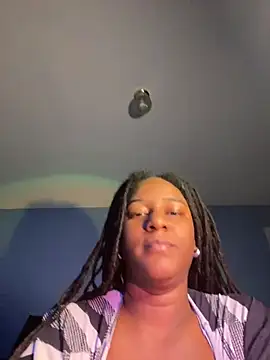 GirthGoddessCoco live cam