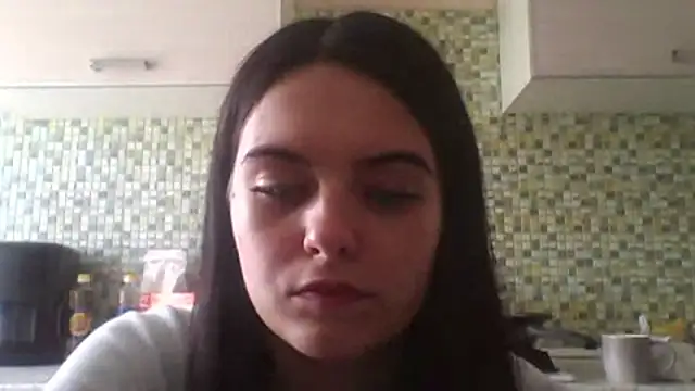 KikiAmino webcam