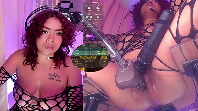 NinaCapelli webcam