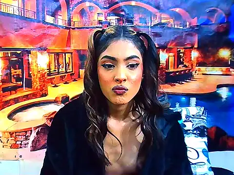 IndianPretty14u2Luv webcam