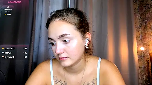 LoraDavi webcam