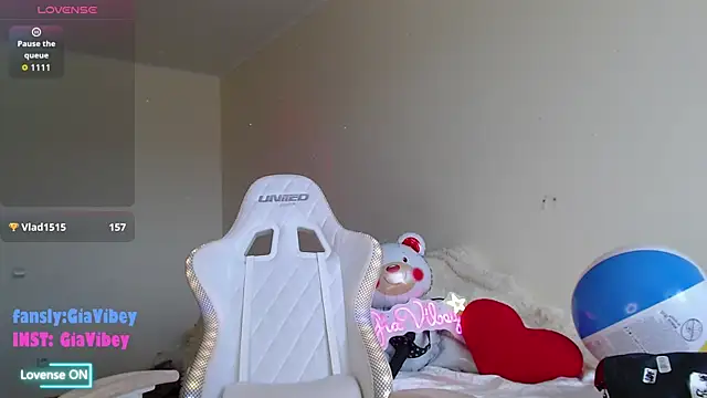 Gia_Vibey webcam