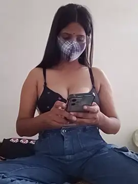 Ipsita-bold webcam