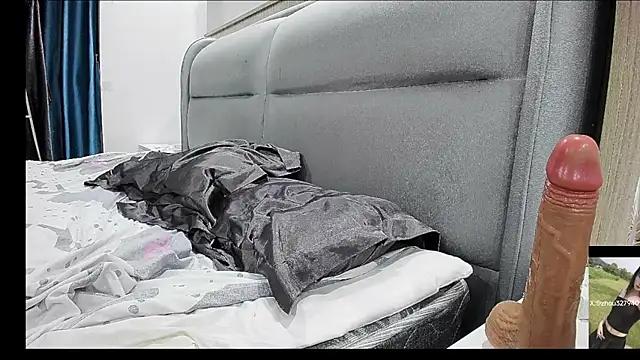 zhou327 live sex cam