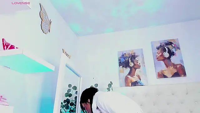 sophie_pariss webcam