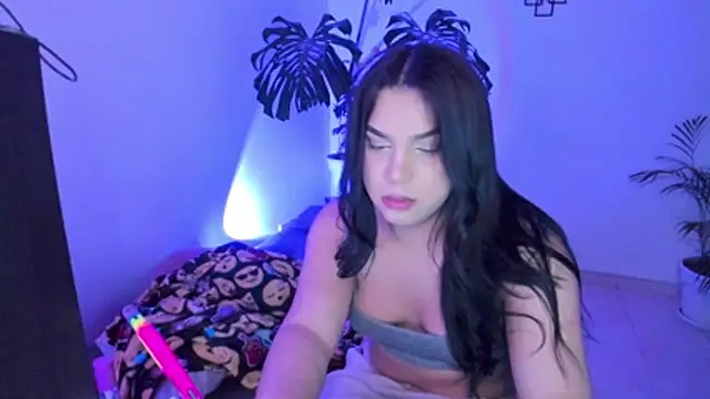 linda_zaam83866 webcam