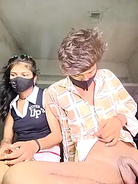 Romantic-couple10 webcam