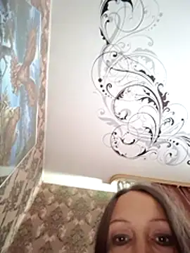 LeilaSaint