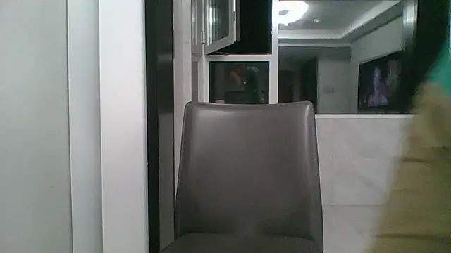 nole_china7 (Ask my age) - talk / fun / cum
