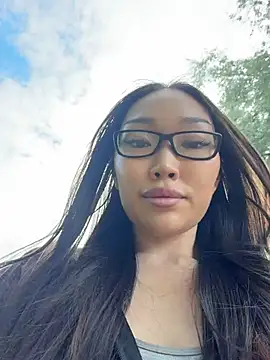 trytomakememoam's profile