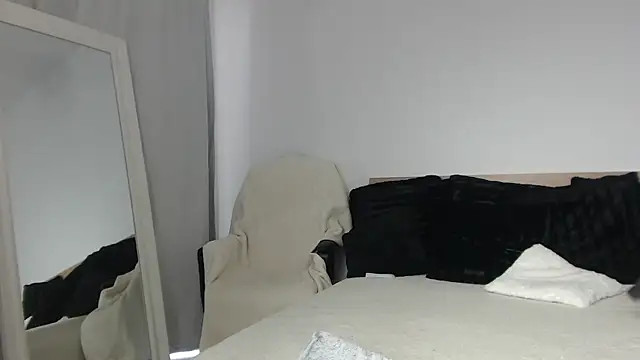Layla23a webcam