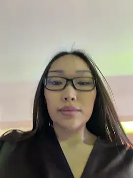 trytomakememoam webcam
