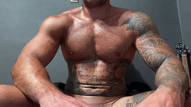 Mr_YourGod webcam