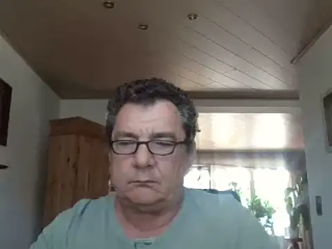 Nobbie444 live cam on StripChat